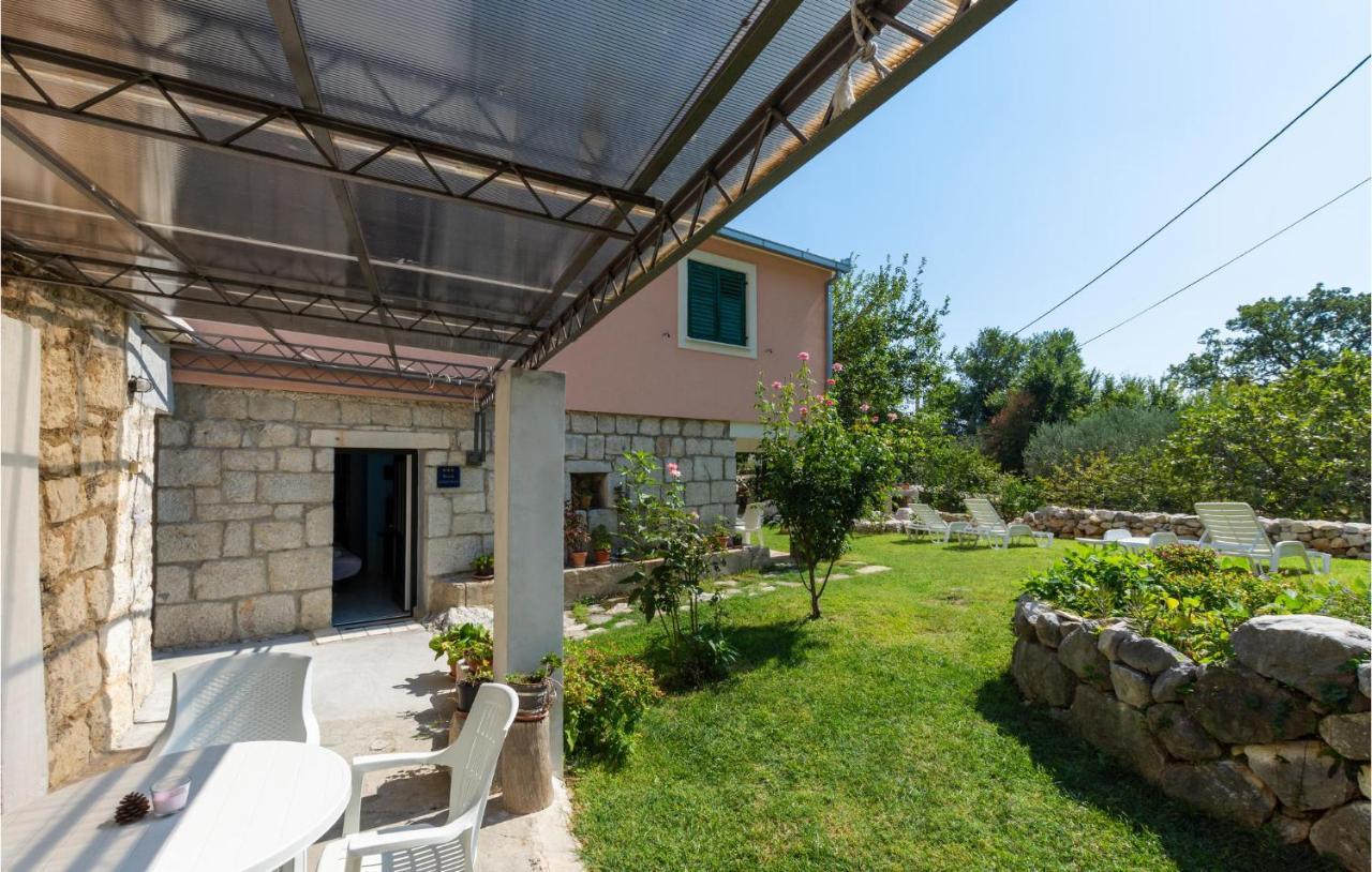Lovely Apartment In Omis With Kitchen 외부 사진