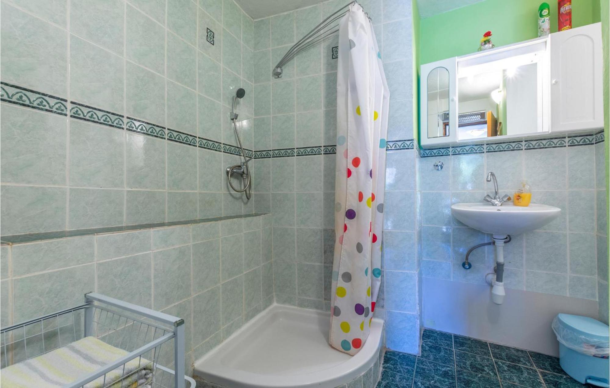 Lovely Apartment In Omis With Kitchen 외부 사진