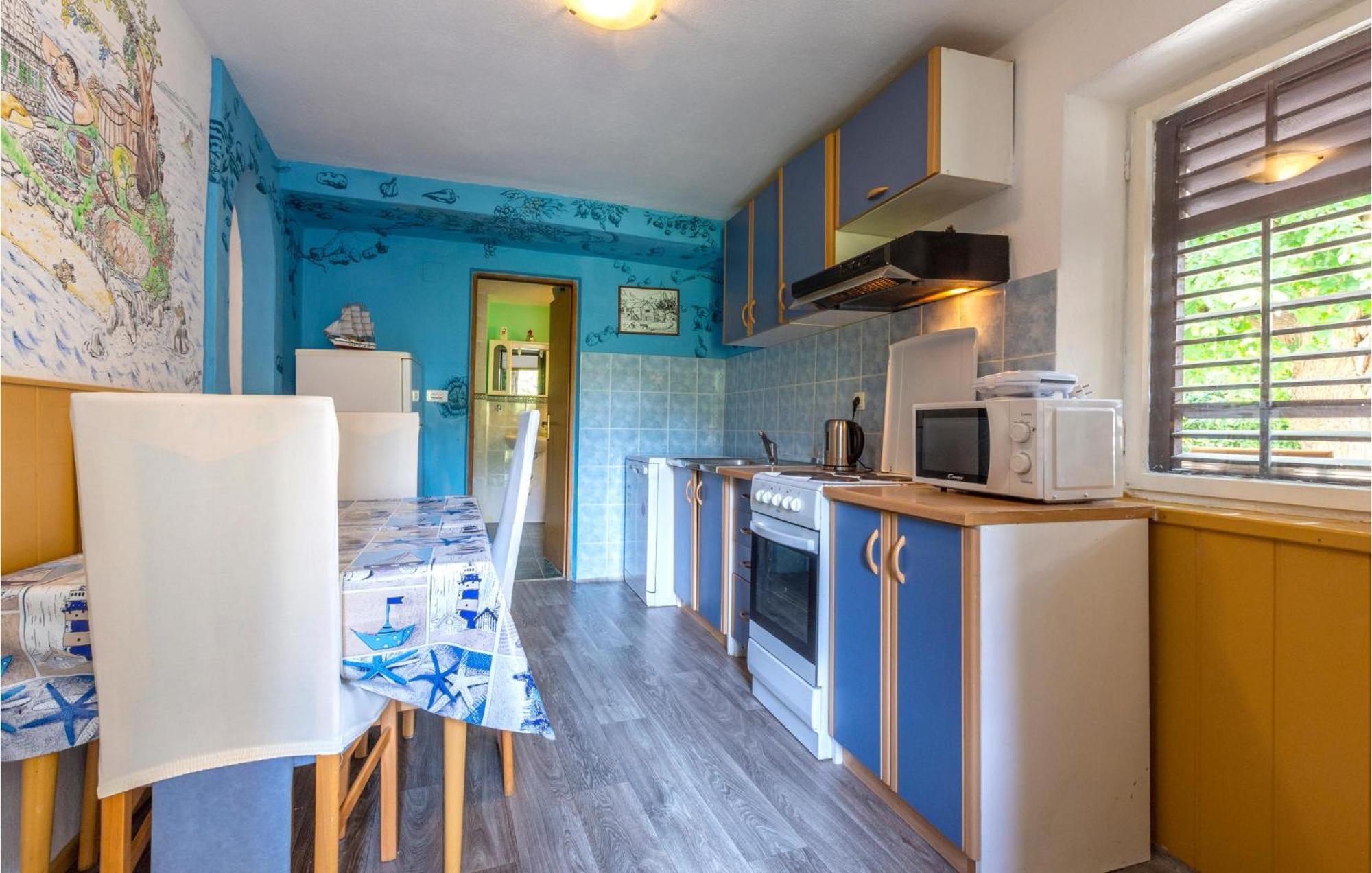 Lovely Apartment In Omis With Kitchen 외부 사진