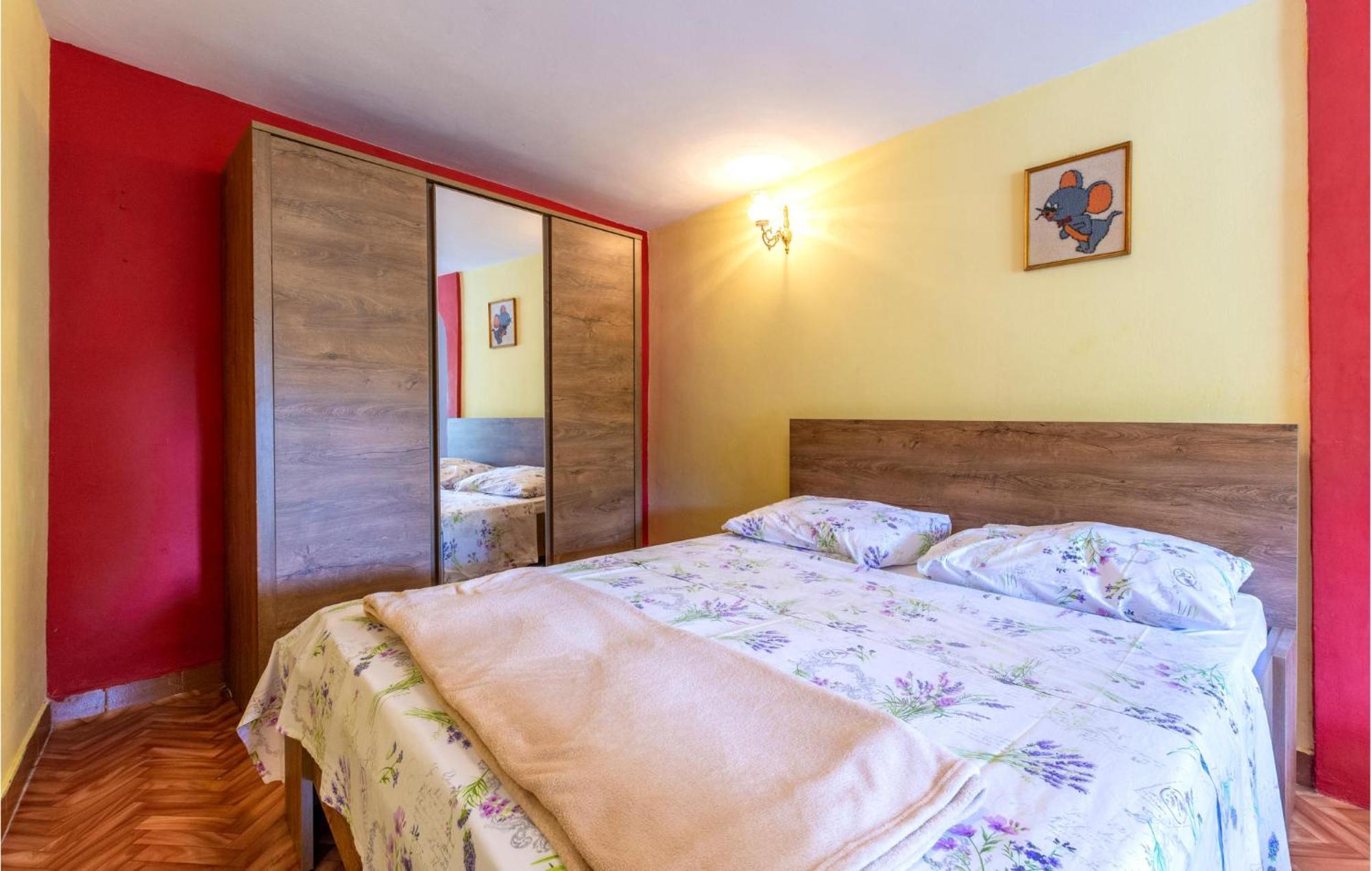 Lovely Apartment In Omis With Kitchen 외부 사진