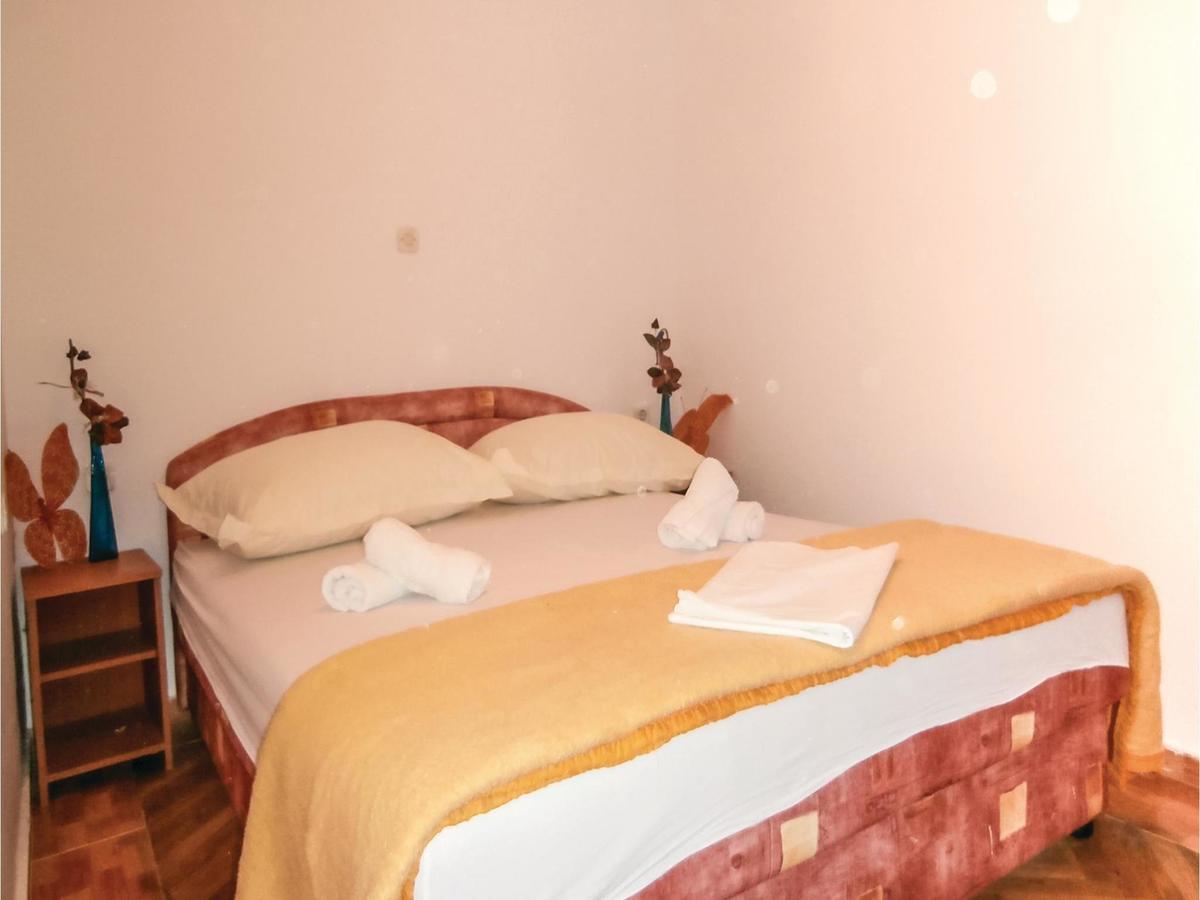 Lovely Apartment In Omis With Kitchen 외부 사진